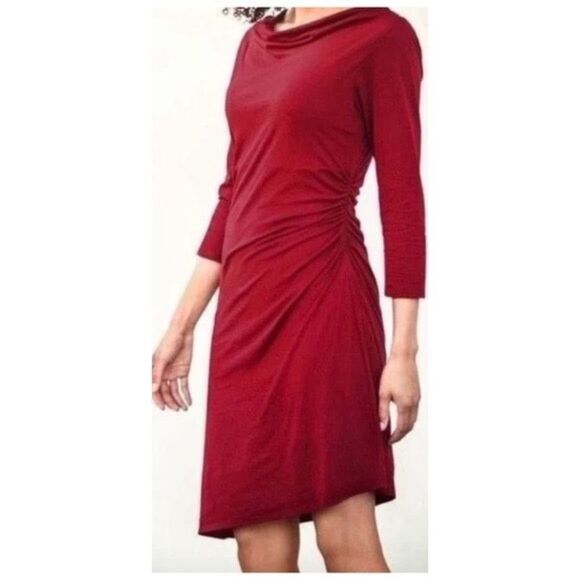 ✨Patagonia Seabreaks Red Sz XS Dress✨ - Picture 1 of 10